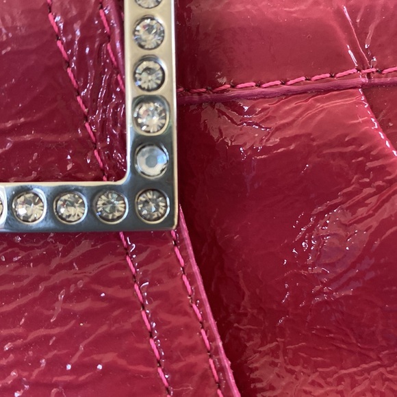 Pink clutch/purse with wristlet. 11x6 - Picture 12 of 13